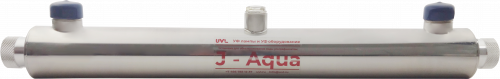 Установка по обеззараживанию воды (5 м3/ч) UVL-Aqua 80 Установка обеззараживания воды ультрафиолетом UVL-Aqua 80 представляет собой современную ультрафиолетовую безозоновую лампу, находящуюся в корпусе из нержавеющей стали, имеющего форму цилиндра с впускным и выпускным патрубками. Лампа помещена в герметичную кварцевую колбу, которая предотвращает контакт с водой и обеспечивает электробезопасность прибора. Рабочее положение установки – вертикальное или горизонтальное.