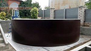 Морозоустойчивый бассейн д. 5,5 м Laguna Сборный недорогой металлический бассейн прекрасно подходит для семейного отдыха рядом с загородным домом. Бассейн круглый, диаметром 550 см, высотой 125 см, объем 28,4 м3. Три варианта цвета - "шоколад", "камень", "сосна".